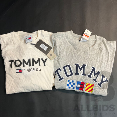 TOMMY JEANS T-shirt  Size XS,S - Lot of 2