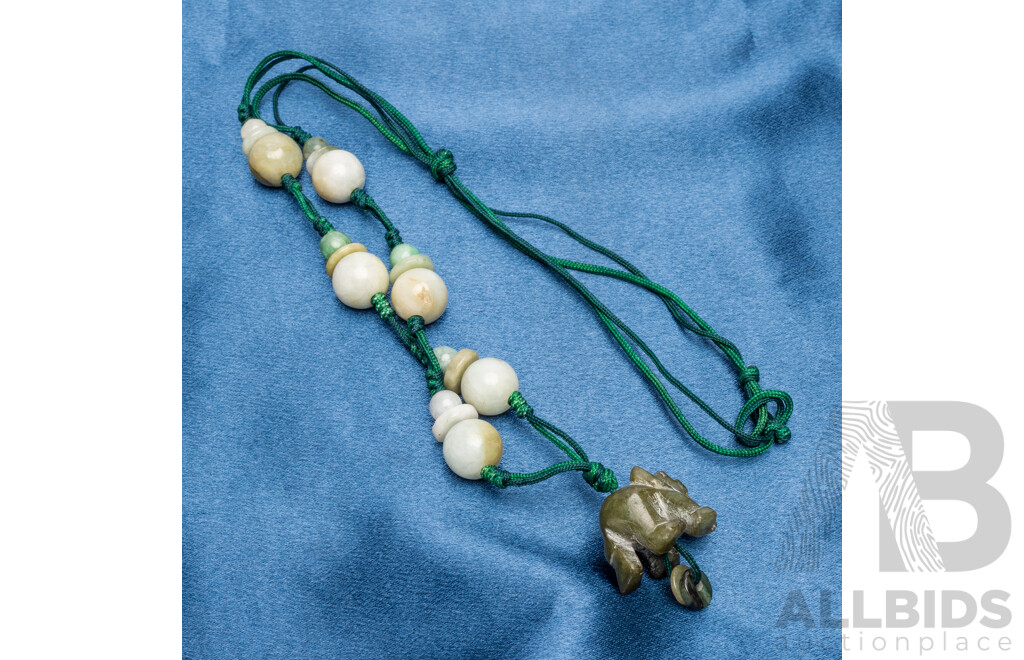 Chinese Dark & Light Jadeite Synthetic Cotton Necklace