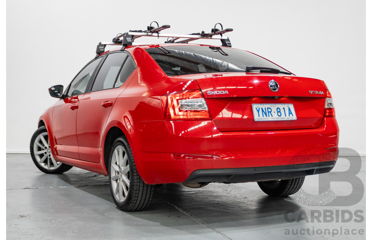06/2016 Skoda Octavia 110 TSI Ambition NE MY16 5D Hatchback Corrida Red Turbo 1.4L