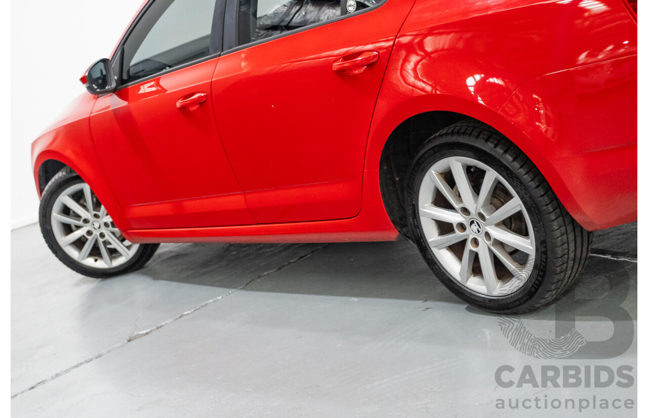 06/2016 Skoda Octavia 110 TSI Ambition NE MY16 5D Hatchback Corrida Red Turbo 1.4L
