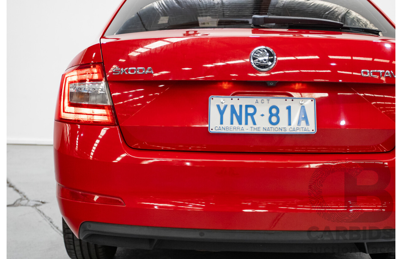06/2016 Skoda Octavia 110 TSI Ambition NE MY16 5D Hatchback Corrida Red Turbo 1.4L