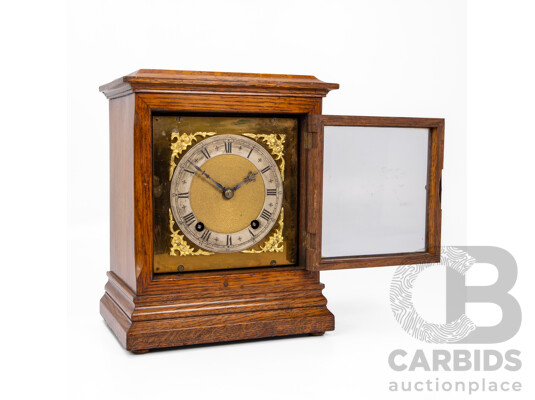 German Wintermantel & Hoffmeier Bracket Mantle Clock in Oak Case