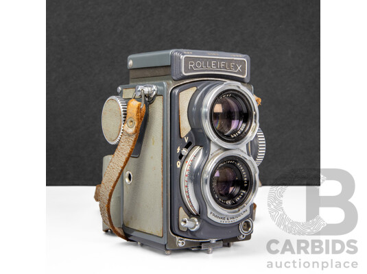 Grey Rolleiflex 4×4 Baby TLR Camera with Xenar 60mm F/3.5 Lens and Rollei Lens Hood
