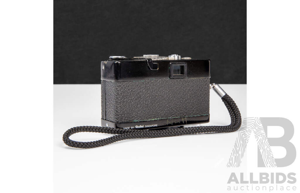 Rollei B35 35mm Film Camera with Triotar 40mm F/3.5 Lens
