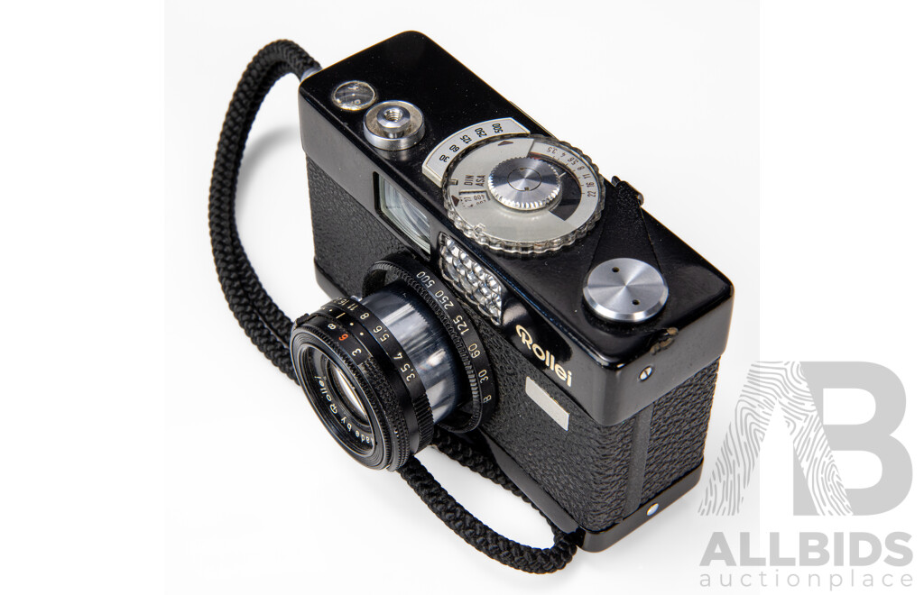 Rollei B35 35mm Film Camera with Triotar 40mm F/3.5 Lens