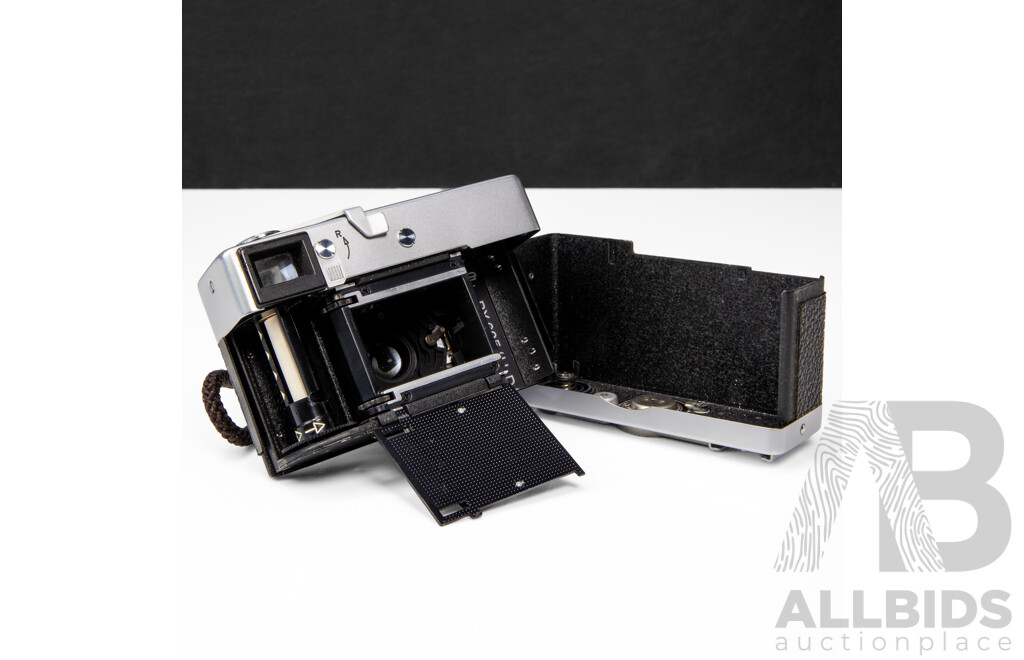 Rollei 35 S 35mm Film Camera with Sonnar 40mm F/2.8 Lens