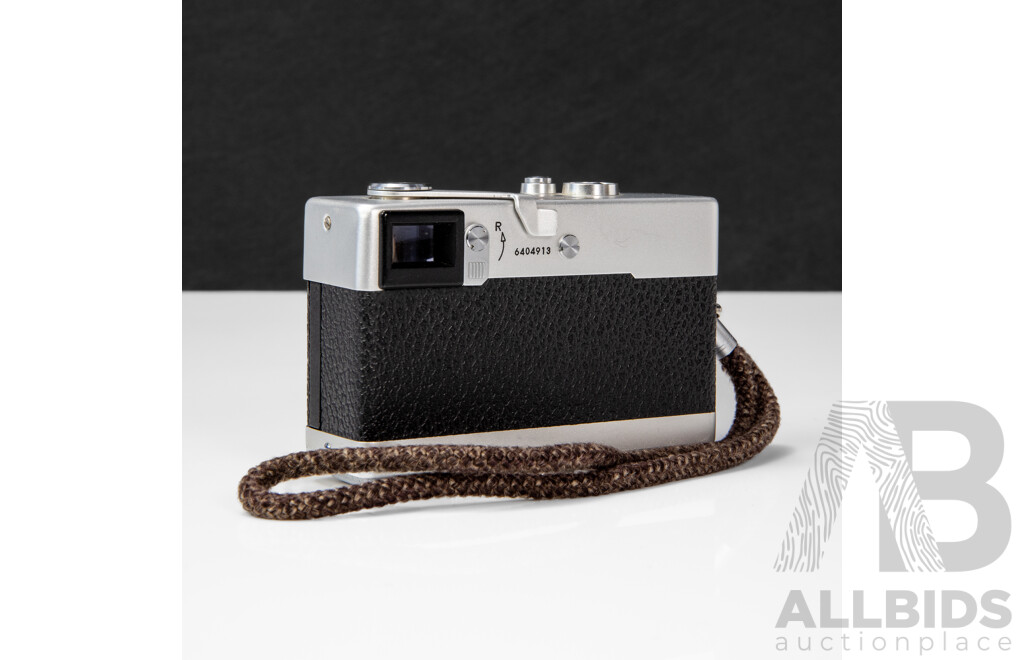 Rollei 35 T 35mm Film Camera with Tessar 40mm F/3.5 Lens