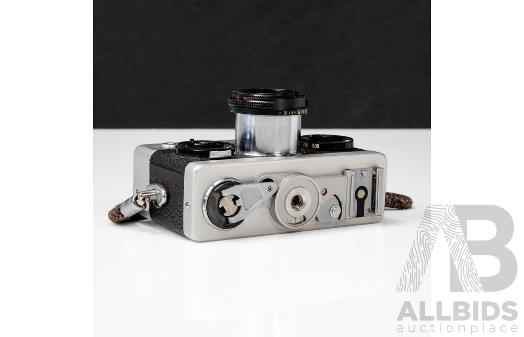Rollei 35 T 35mm Film Camera with Tessar 40mm F/3.5 Lens