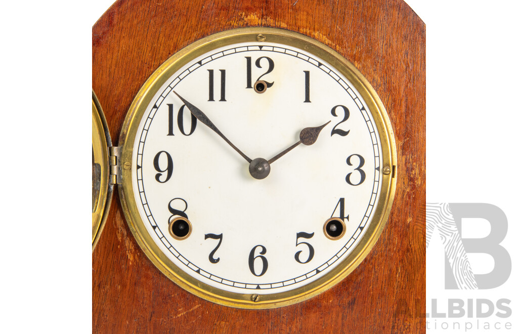 Art Deco Mahogany Cased Mantle Clock