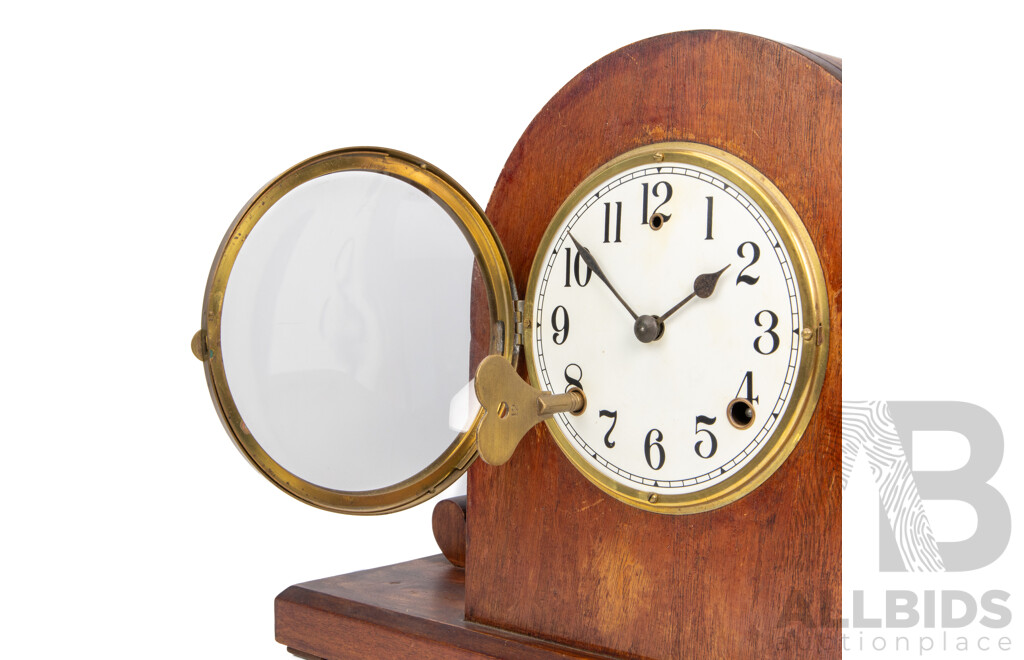 Art Deco Mahogany Cased Mantle Clock