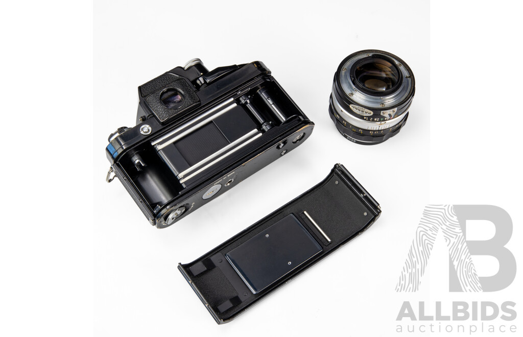 Nikon F2 Photomic 35mm SLR Camera with Nikkor S 50mm F/1.4 Lens