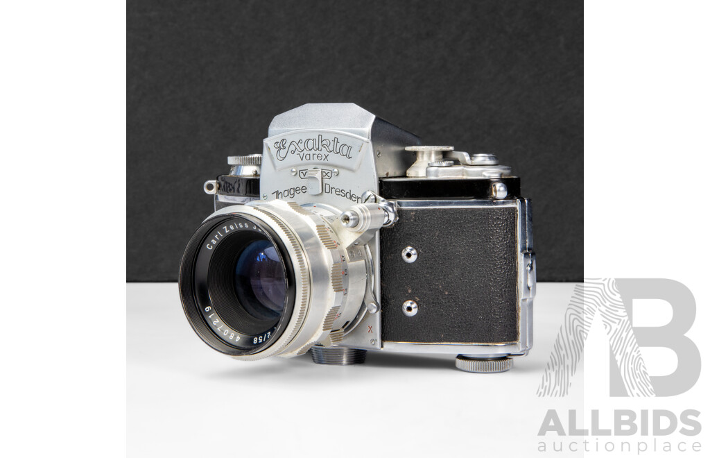 Exakta Varex VX 35mm SLR Camera with Carl Zeiss Jena Biotar 58mm F/2 Lens