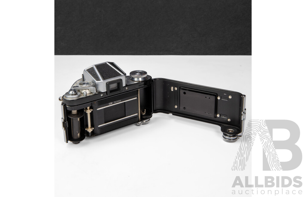 Exakta Varex VX 35mm SLR Camera with Carl Zeiss Jena Biotar 58mm F/2 Lens