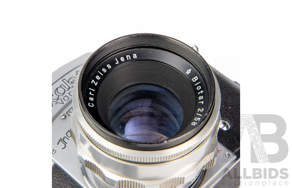 Exakta Varex VX 35mm SLR Camera with Carl Zeiss Jena Biotar 58mm F/2 Lens