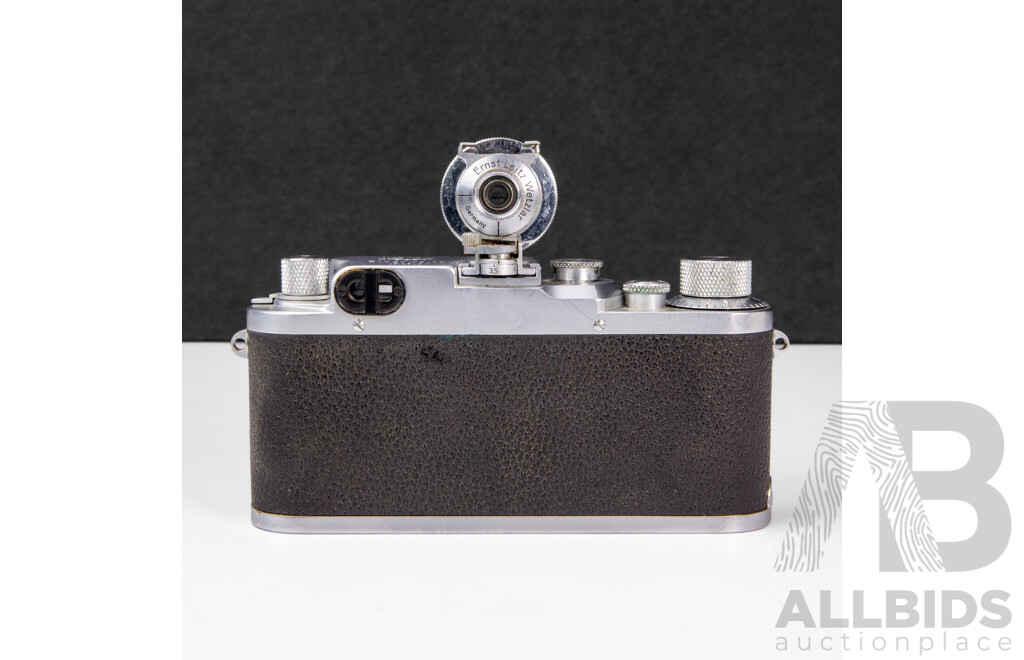 Leica IIIc 35mm Screw Mount Rangefinder Camera with Leitz Elmar 50mm F/3.5 Lens