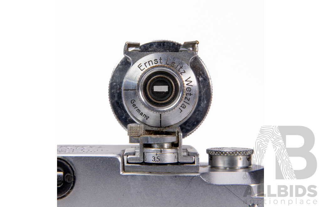 Leica IIIc 35mm Screw Mount Rangefinder Camera with Leitz Elmar 50mm F/3.5 Lens