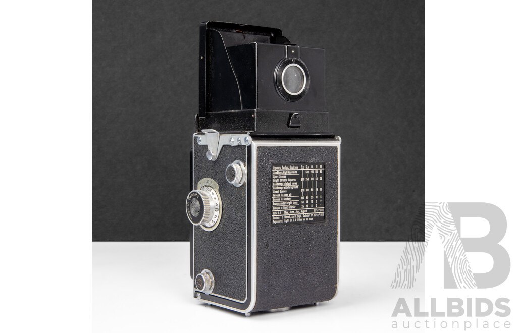 Pre War Rolleiflex Automat I TLR Camera with Carl Zeiss Jena Tessar 75mm F/3.5 Lens and Box