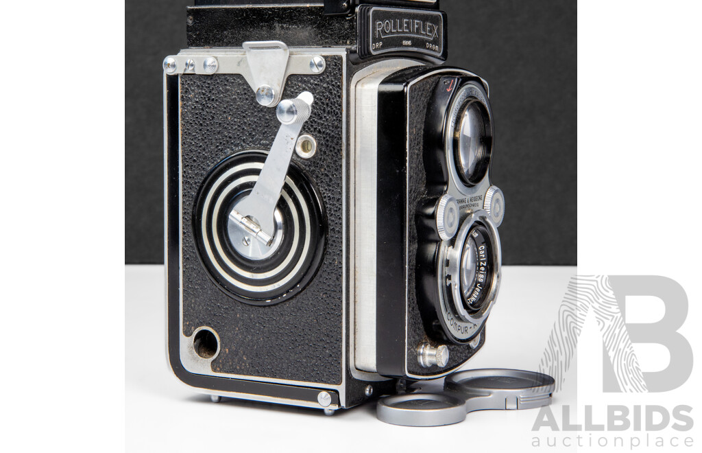 Pre War Rolleiflex Automat I TLR Camera with Carl Zeiss Jena Tessar 75mm F/3.5 Lens and Box