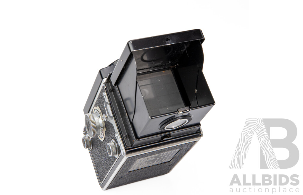 Pre War Rolleiflex Automat I TLR Camera with Carl Zeiss Jena Tessar 75mm F/3.5 Lens and Box