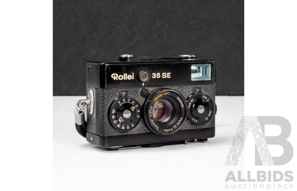 Rollei 35 SE Compact 35mm Film Camera with Sonnar 40mm F/2.8 Lens