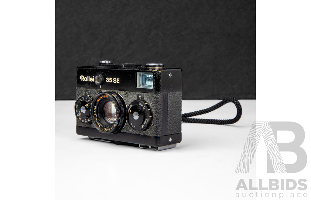 Rollei 35 SE Compact 35mm Film Camera with Sonnar 40mm F/2.8 Lens
