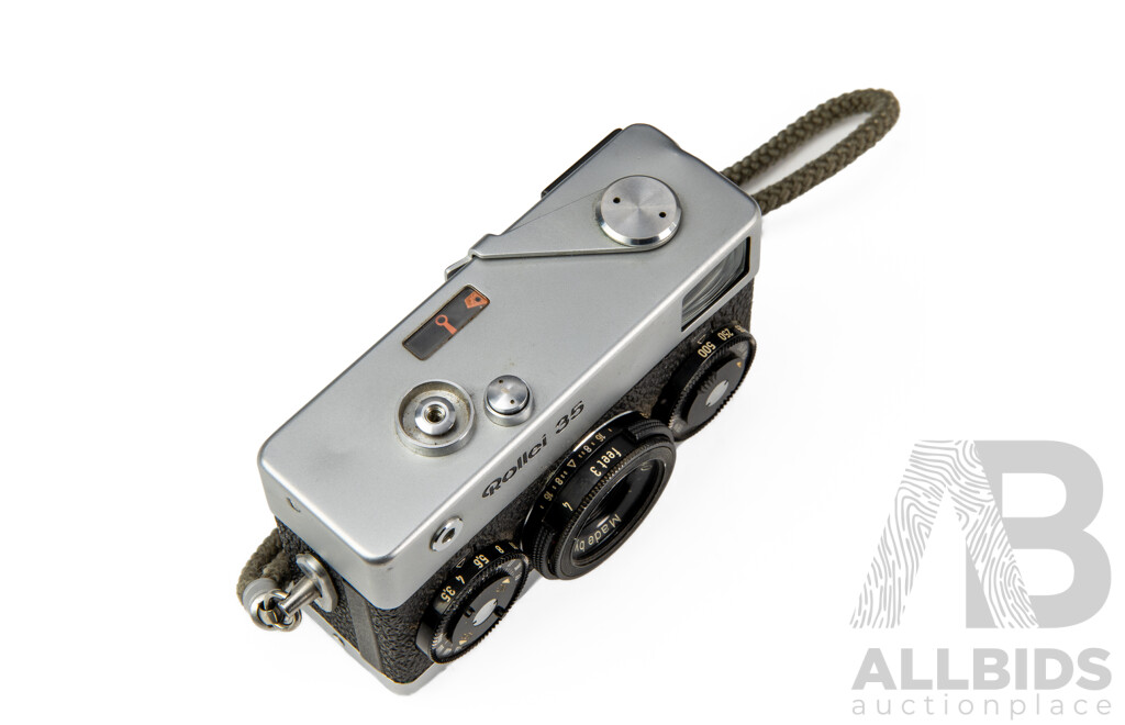 Rollei 35 Silver Compact 35mm Film Camera with First Edition Guide