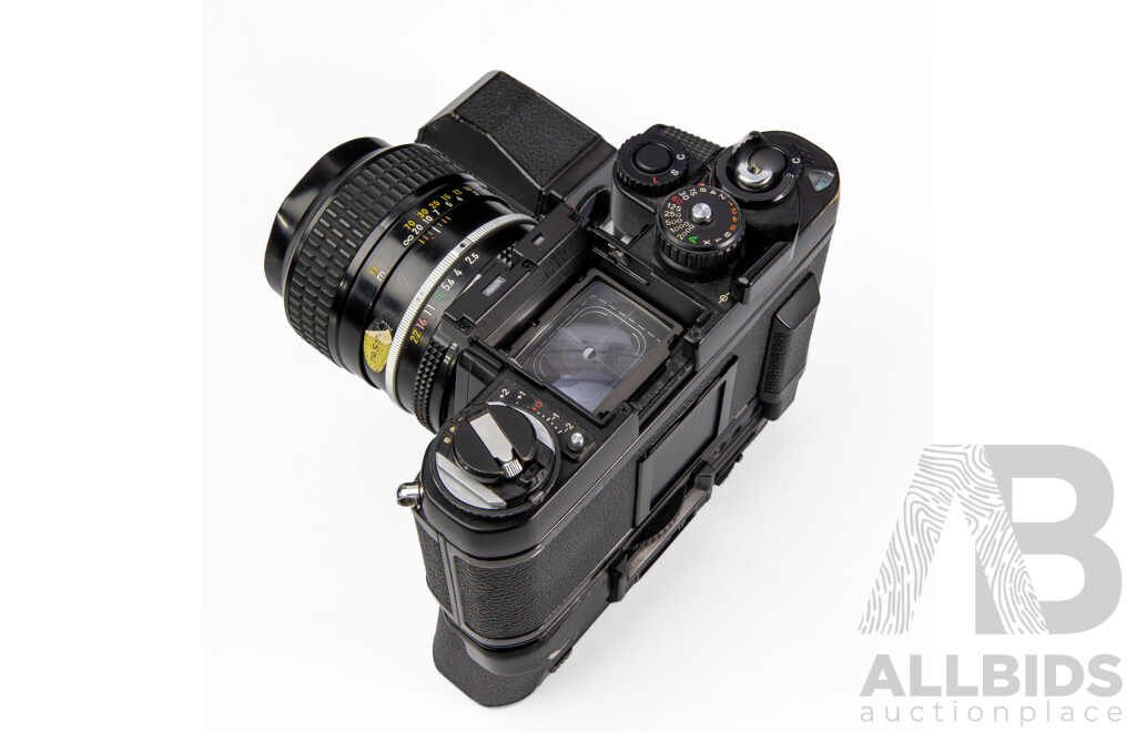 Nikon F3 35mm SLR Camera with Nikkor 105mm F/2.5 Lens and MD-4 Motor Drive