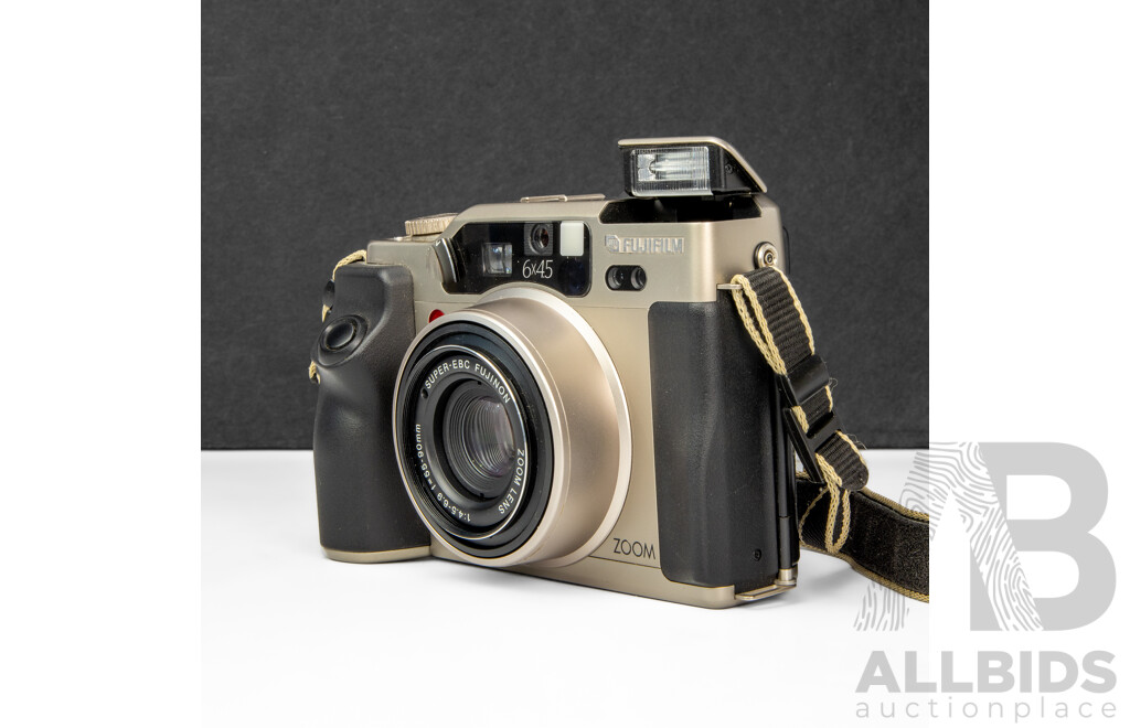 Fujifilm GA645Zi Professional Medium Format Camera with Original Lens Cap