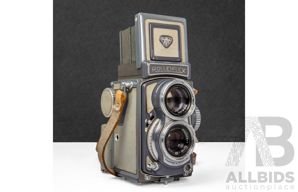 Grey Rolleiflex 4×4 Baby TLR Camera with Xenar 60mm F/3.5 Lens and Rollei Lens Hood