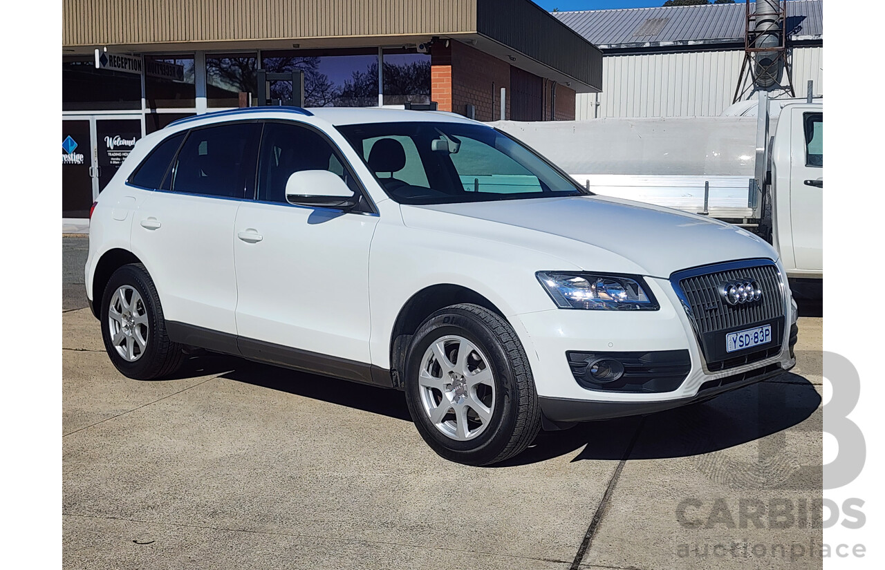 4/2012 Audi Q5 2.0 TFSI Quattro 8R MY12 4d Wagon White 2.0L