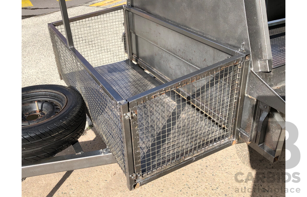 Resort Trailers 7' X 5' Enclosed Single Axle Box Trailer - Manufactured 10/2011