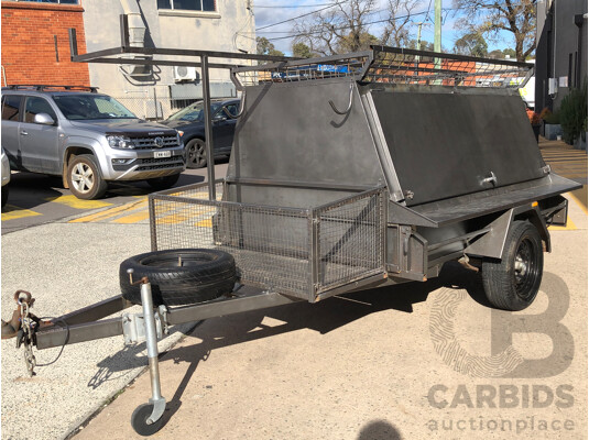 Resort Trailers 7' X 5' Enclosed Single Axle Box Trailer - Manufactured 10/2011