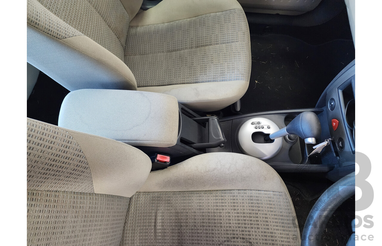 10/2008 Renault Megane Expression X84 MY06 UPGRADE 4d Sedan Black 2.0L