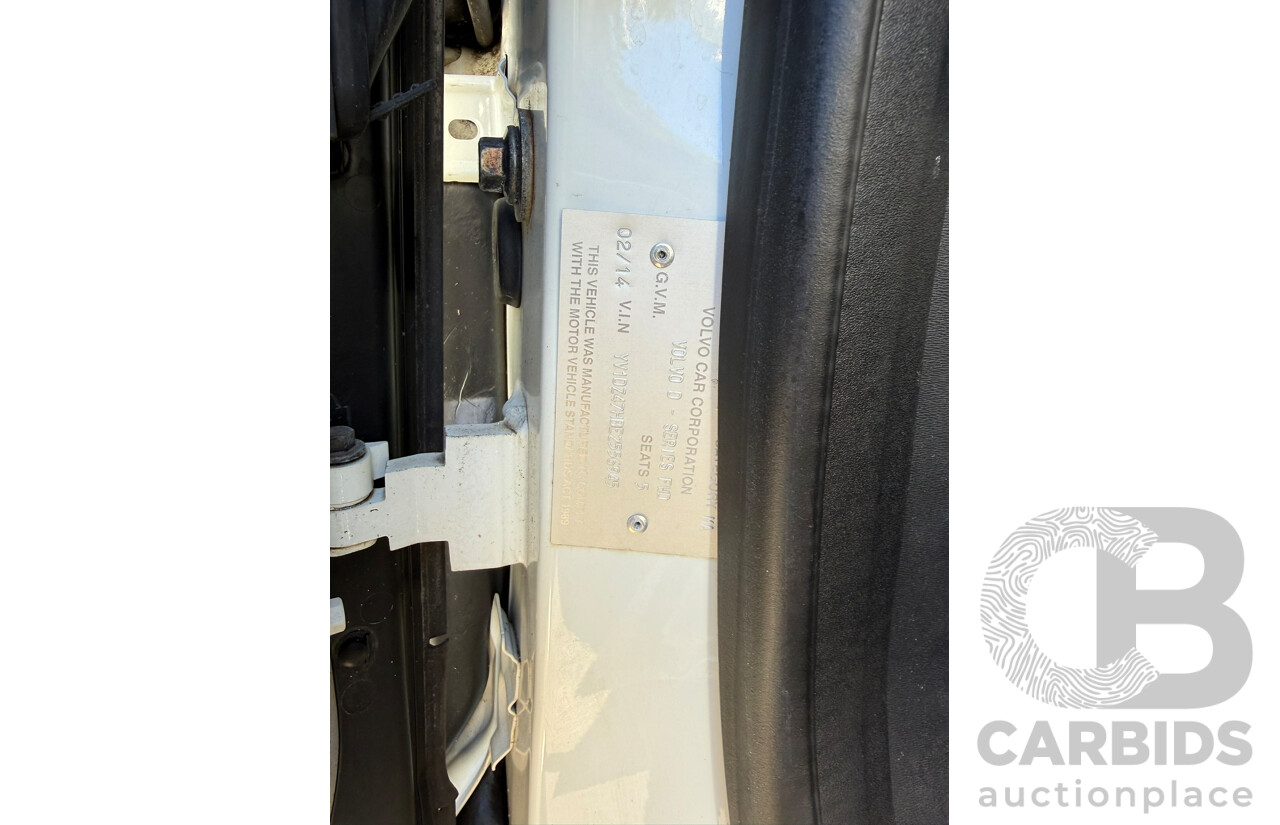 02/2014 Volvo Xc60 T5 KINETIC FWD DZ MY14 4D Wagon White 2.0L