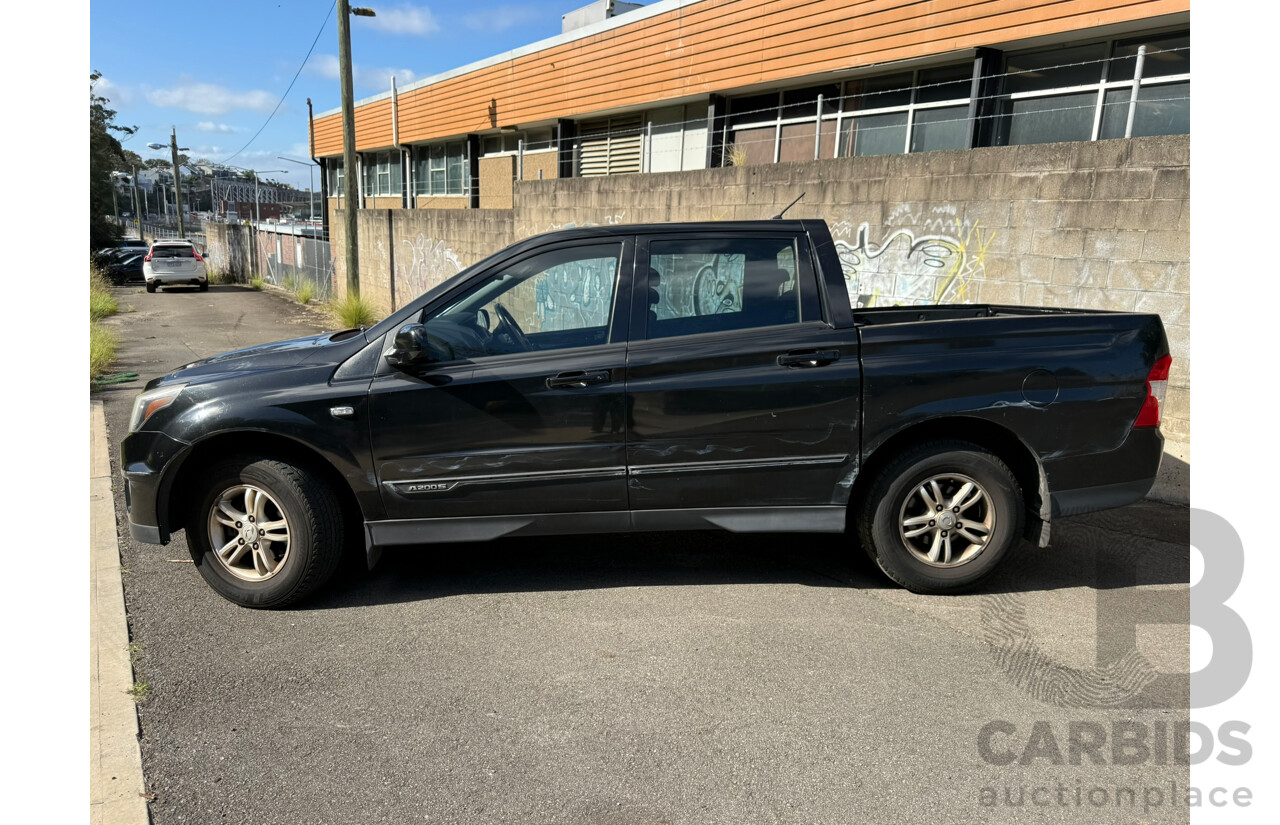 03/2013 Ssangyong Actyon Sports SX (4x4) 4x4 Q100 MY12 Double Cab Utility Black 2.0L