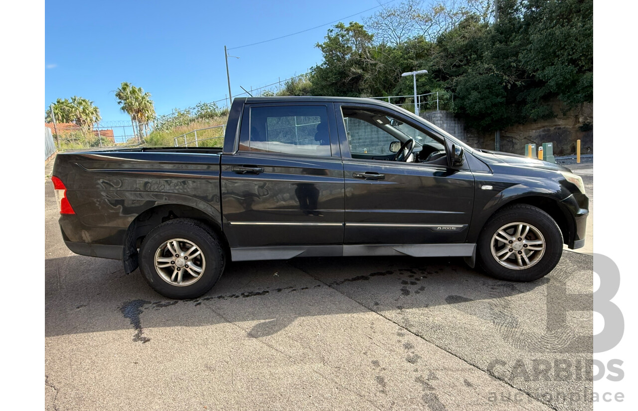 03/2013 Ssangyong Actyon Sports SX (4x4) 4x4 Q100 MY12 Double Cab Utility Black 2.0L