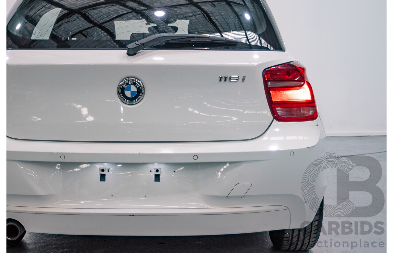 2/2015 BMW 116i Urban F20 MY15 5d Hatchback Alpine White Turbo 1.6L