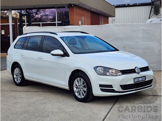 1/2017 Volkswagen Golf 92 TSI Trendline AU MY17 4d Wagon White 1.4L