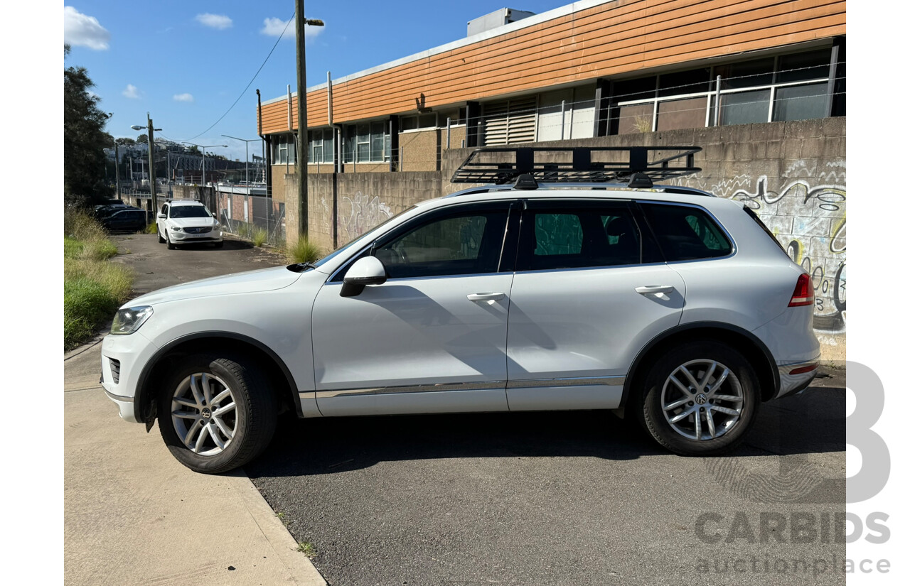 8/2016 Volkswagen Touareg 150 TDI ELEMENT AWD 7P MY17 4D Wagon White 3.0L