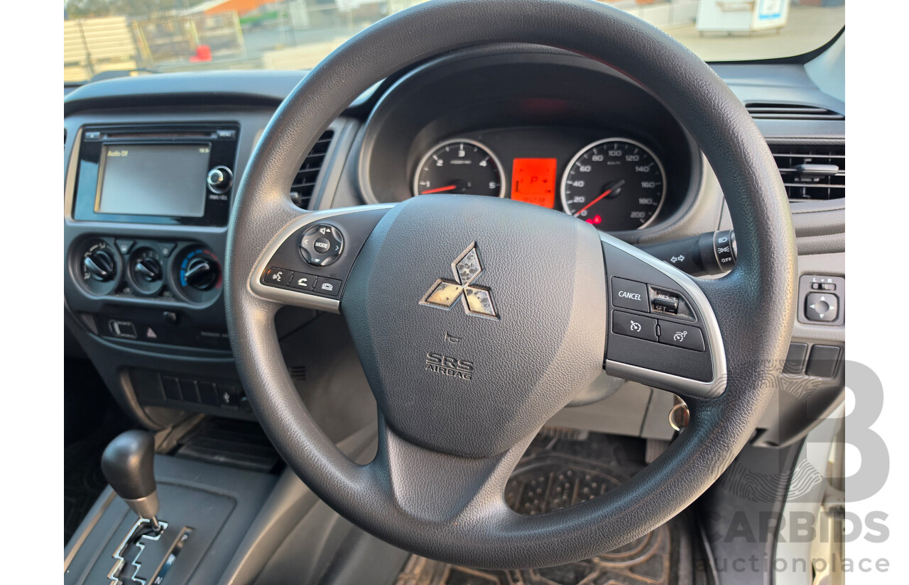 08/2017 Mitsubishi Triton GLX (4x4) MQ MY17 Dual Cab Utility White Turbo Diesel 2.4L