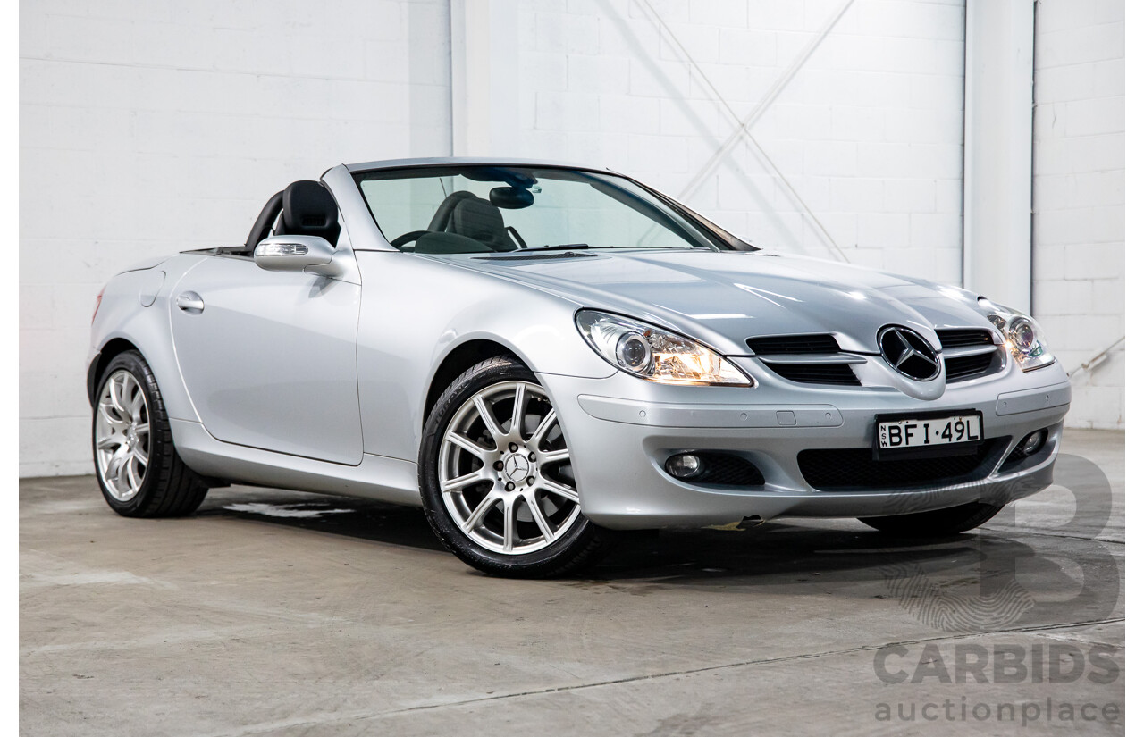 07/2006 Mercedes-Benz SLK 280 (RWD) R171 2D Convertible Silver V6 3.0L