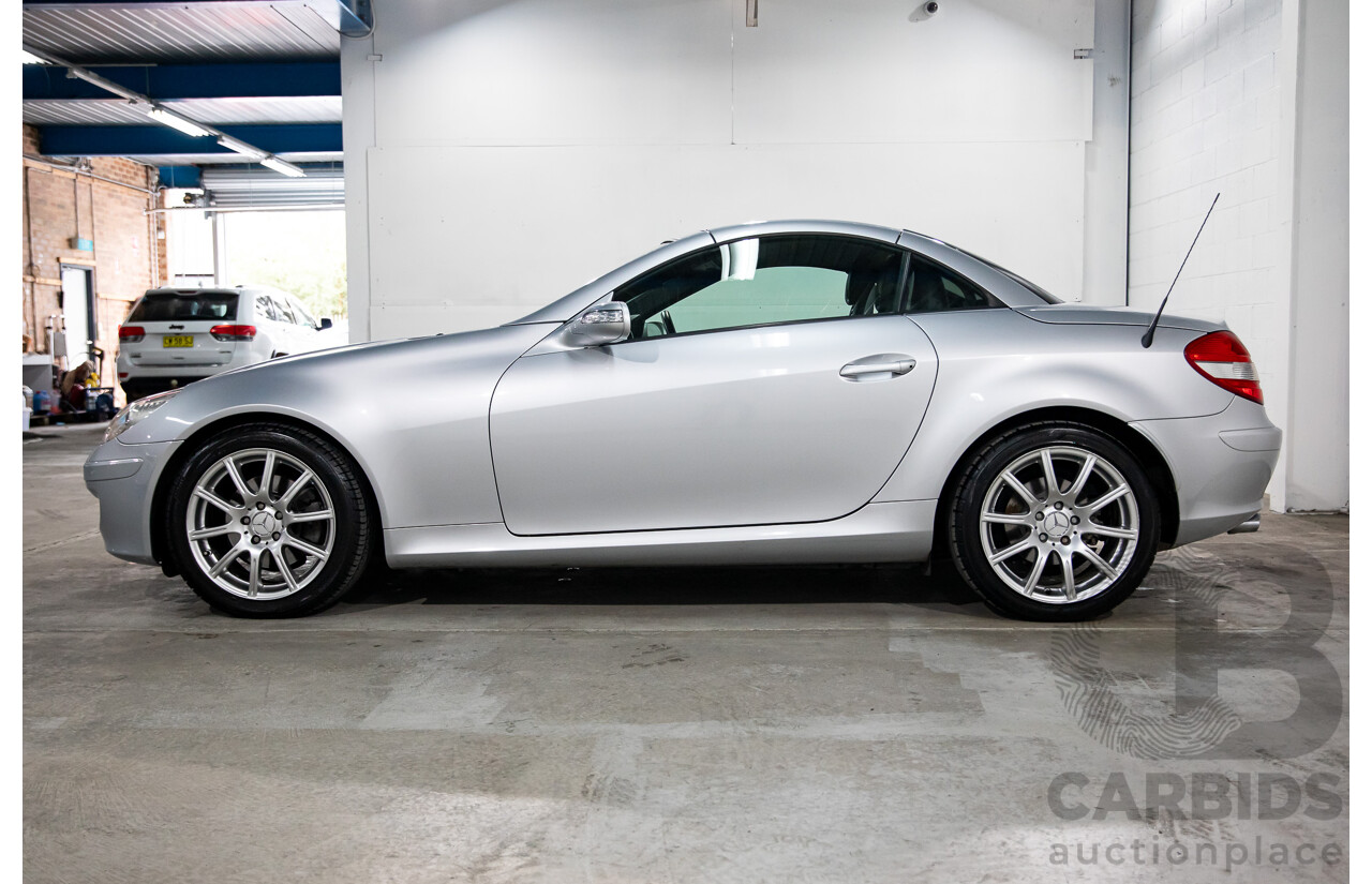 07/2006 Mercedes-Benz SLK 280 (RWD) R171 2D Convertible Silver V6 3.0L