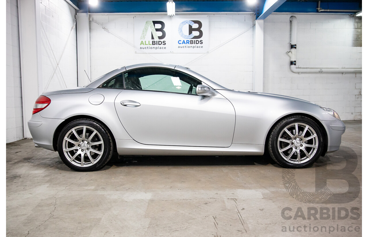 07/2006 Mercedes-Benz SLK 280 (RWD) R171 2D Convertible Silver V6 3.0L