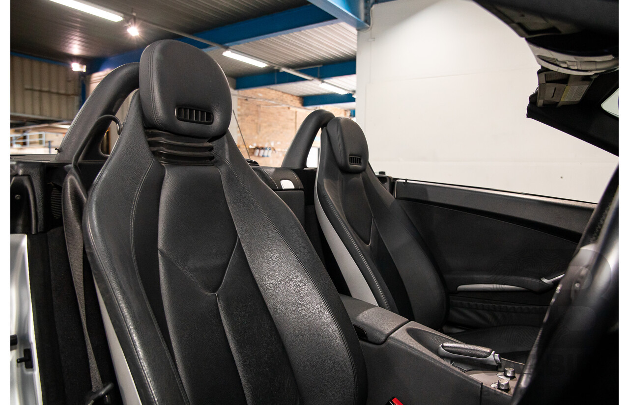 07/2006 Mercedes-Benz SLK 280 (RWD) R171 2D Convertible Silver V6 3.0L