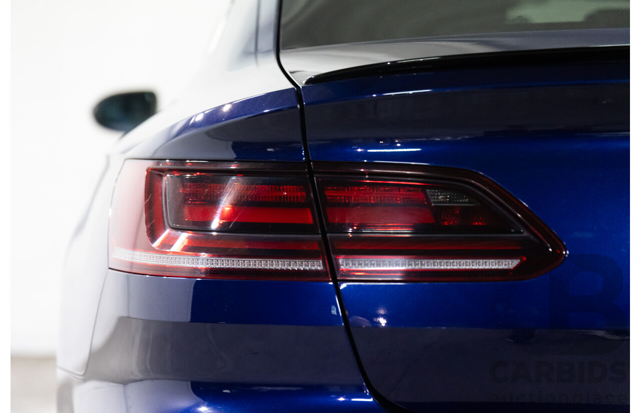 10/2017 Volkswagen Arteon 206TSI R-Line (AWD) MY18 5d Liftback Atlantic Blue Metallic Turbo 2.0L
