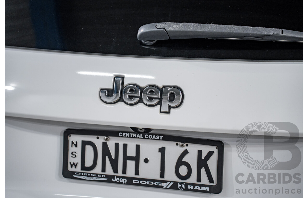 02/2017 Jeep Grand Cherokee Limited (4x4) WK MY15 4d Wagon Bright White Turbo Diesel V6 3.0L