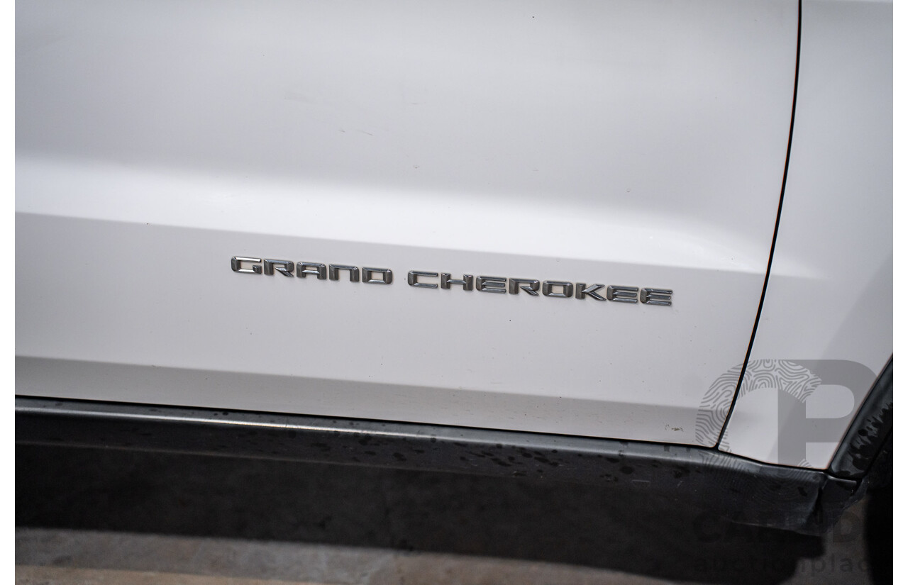 02/2017 Jeep Grand Cherokee Limited (4x4) WK MY15 4d Wagon Bright White Turbo Diesel V6 3.0L