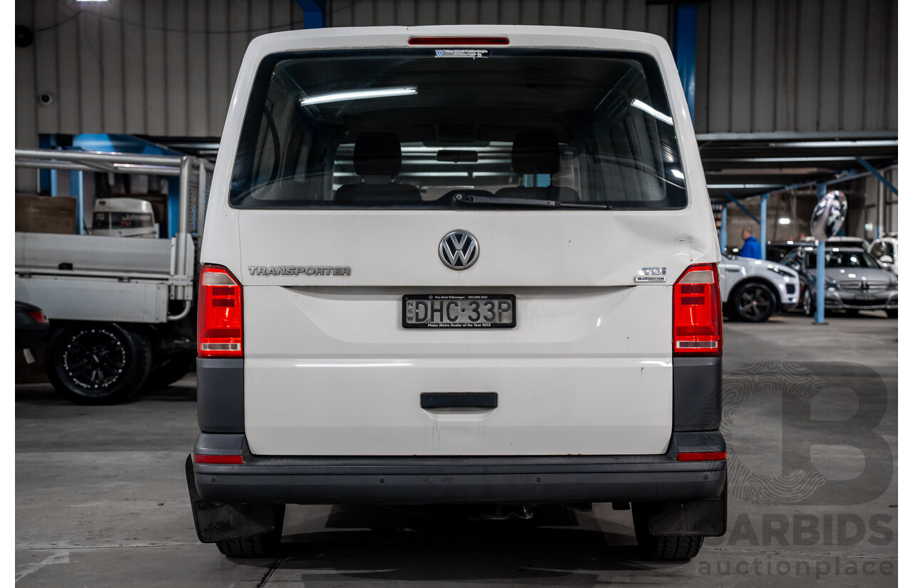 02/2016 Volkswagen Transporter TDI 250 RUNNER FWD T6 MY16 Van Candy White Diesel Turbo 2.0L