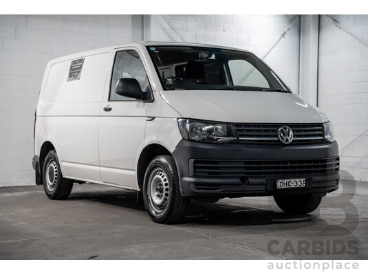 02/2016 Volkswagen Transporter TDI 250 RUNNER FWD T6 MY16 Van Candy White Diesel Turbo 2.0L