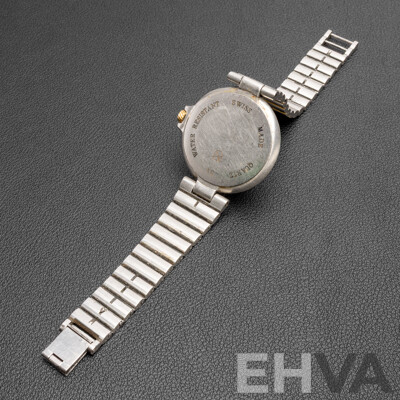Vintage Dunhill Swiss Made Quartz Movement Wristwatch - 6 41139